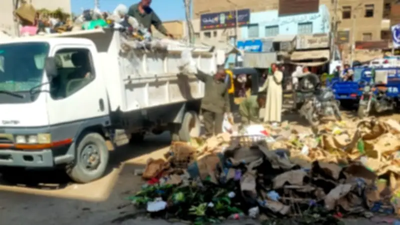 رفع 1020 طن من المخلفات في حملات نظافة مكثفة بمركز إسنا بالأقصر