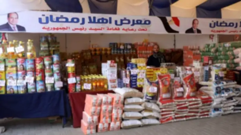محافظ المنيا يؤكد توافر السلع الغذائية عبر 1220 منفذًا ومعرضًا في رمضان