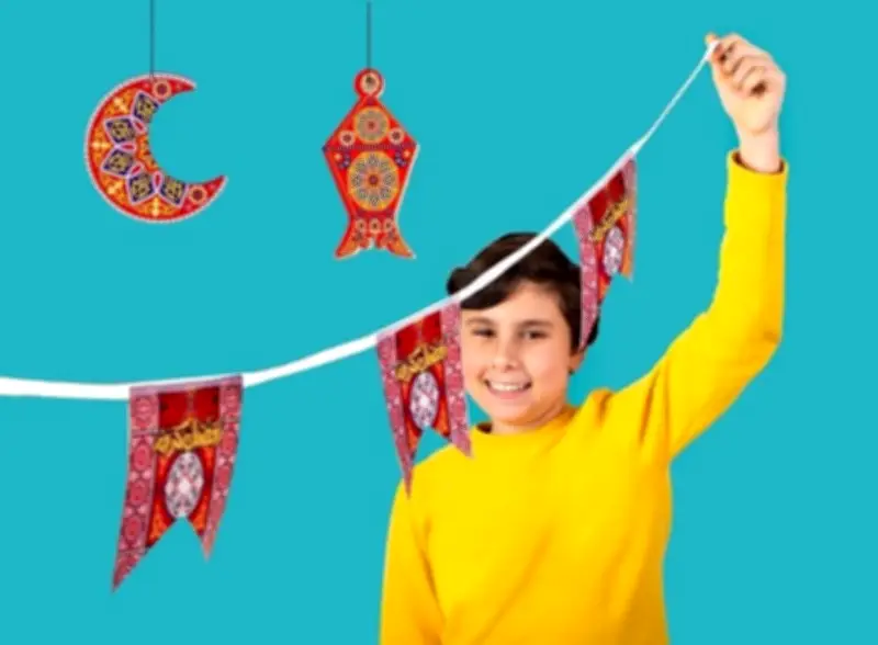 فرحة على كل لون: صورة نادرة تروي قصة زينة رمضان في شوارع القاهرة عام 1914