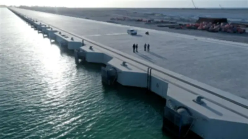 وزارة النقل تكشف تفاصيل محطة تحيا مصر 2 بميناء الدخيلة: طاقة استيعابية 1.5 مليون حاوية سنويًا