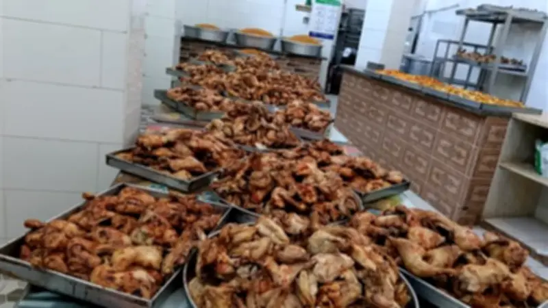 مبادرة "قطار الخير 2" توزع 7900 وجبة إفطار وسحور على الأسر المحتاجة في البحيرة