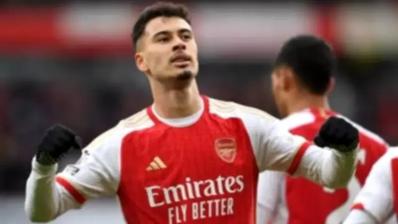 مارتينيلي يعيد أمجاد آرسنال بعد 31 عامًا بتسجيله 10 أهداف في الكؤوس