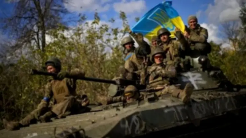 الجيش الأوكراني يعلن إسقاط 33 صاروخاً و274 مسيرة استهدفت كييف ومقاطعات عدة