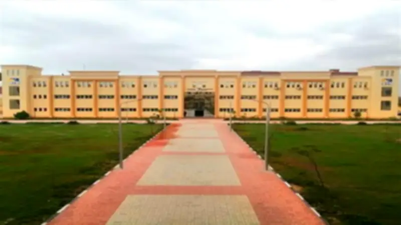 تمويل 35 مشروعاً طلابياً مبتكراً في جامعة الدلتا التكنولوجية بالمنوفية