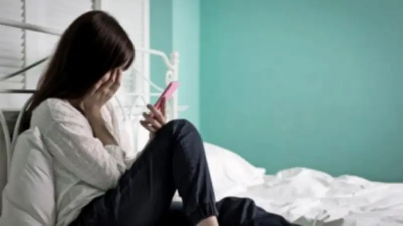 حبس عاطل 4 أيام لابتزازه صديقته بصور خاصة وطلب 30 ألف جنيه في الجيزة