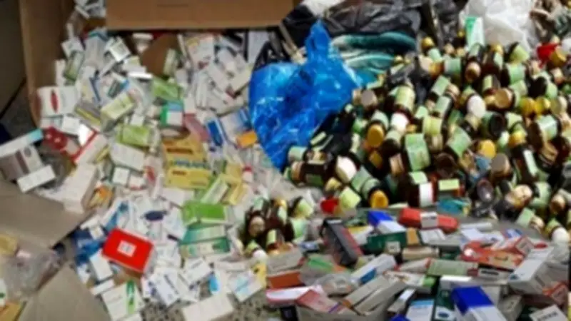 الحبس 5 سنوات وغرامة 30 ألف جنيه عقوبة بيع أدوية منتهية الصلاحية في مصر