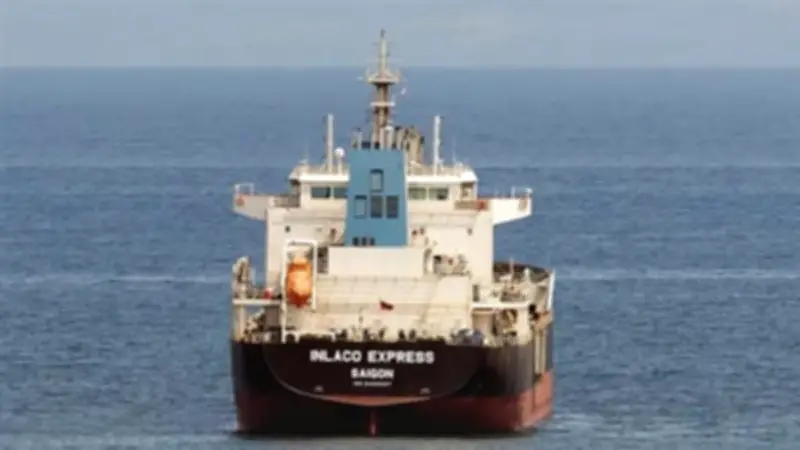 حركة تجارية نشطة بموانئ البحر الأحمر: 52 ألف طن بضائع و1049 شاحنة في يوم واحد