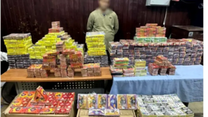 مصادرة 5300 صاروخ ألعاب نارية محظورة في الغربية لحماية المواطنين من المخاطر