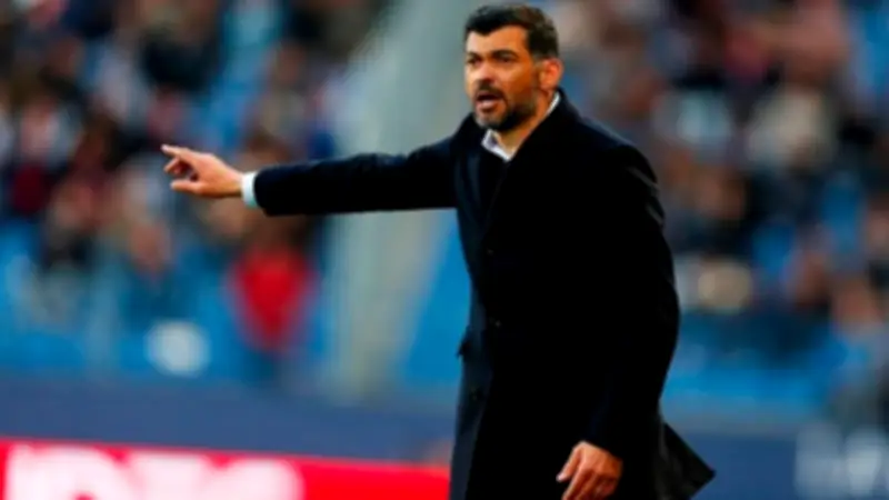 شهر فبراير يلتهم مدربي الدوري السعودي.. 8 إقالات في 7 أندية تحول الدكة إلى مقعد ساخن