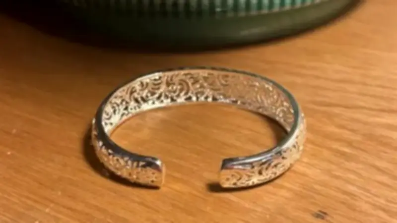 استقرار أسعار الفضة في مصر: عيار 925 يسجل 140.77 جنيهاً والطلب العالمي يتزايد