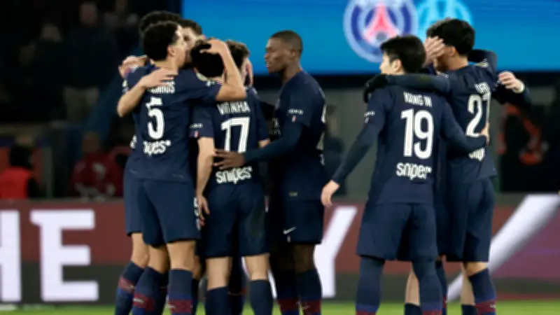 مقصلة الإقالة تستهدف مدرب الرياض.. دانييل كارينيو يغادر الدوري السعودي