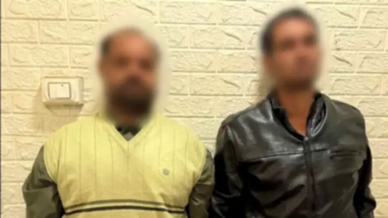 ضبط شخصين بالقاهرة لاستغلالهما موقف سيارات وإجبار مواطن على دفع مبلغ مالي