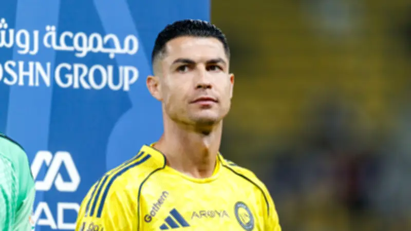 كواليس اجتماع رونالدو مع صندوق الاستثمارات: الدون يفرض شروطه ويعيد الصلاحيات للنصر