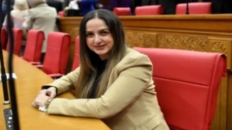 النائبة لبنى عبدالعزيز: التغيير الوزاري جاء في توقيت حاسم لمواجهة التحديات