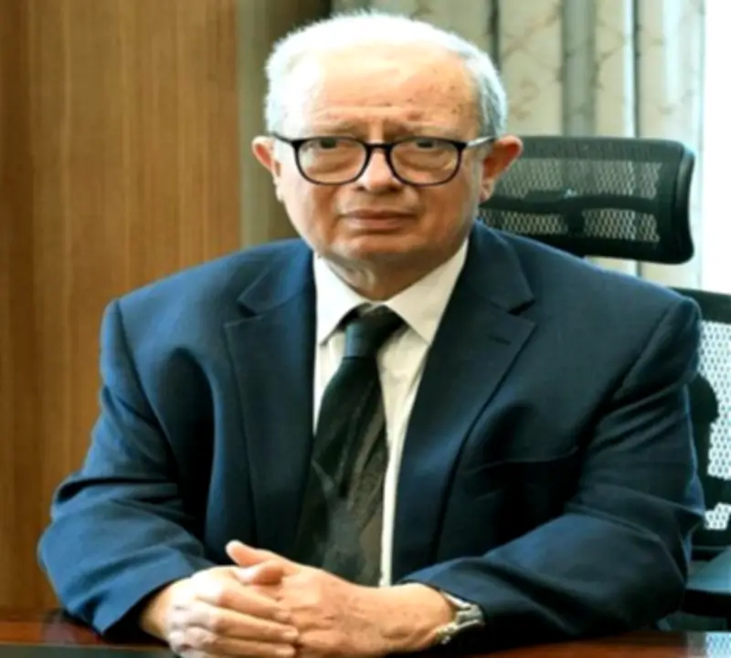 خبير دولي وأكاديمي وتجربة تشريعية: من هو الدكتور حسين عيسى نائب رئيس الوزراء الجديد؟