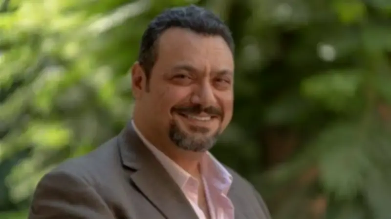 مراد مكرم يوجه رسالة مؤثرة قبل رمضان: احترموا كرامة المحتاجين