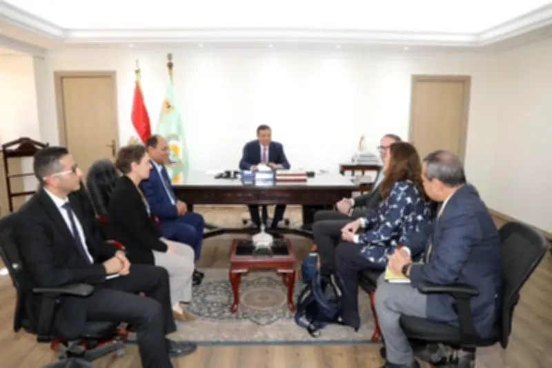 وزير الزراعة يدعو الدنمارك لضخ استثمارات في إنشاء مزارع تعتمد على التكنولوجيا المتطورة