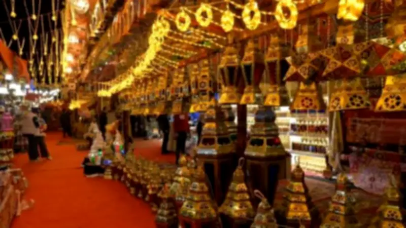 حملة أمنية مكثفة بالجيزة لإزالة شوادر فوانيس رمضان غير المرخصة