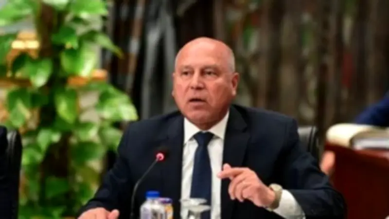 تفرغ كامل الوزير لوزارة النقل: كيف يؤثر على مشروعات النقل القومي؟