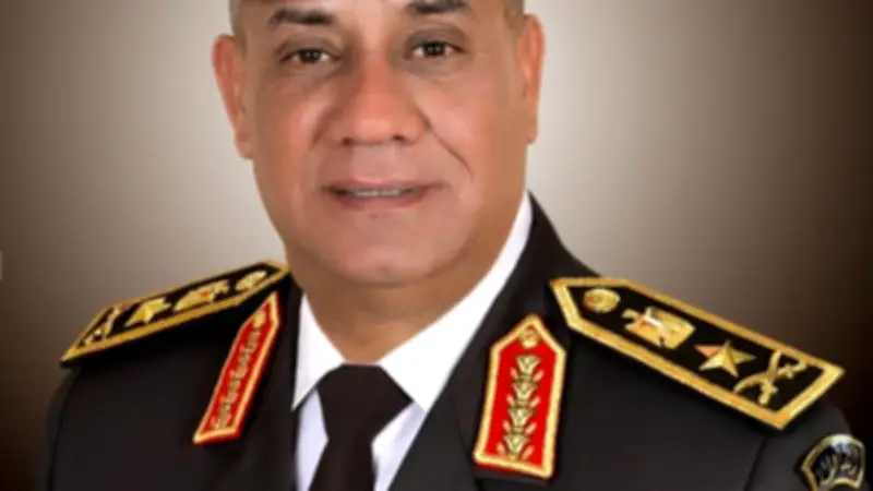 الصورة الرسمية للفريق أشرف سالم زاهر وزير الدفاع الجديد تنشر لأول مرة