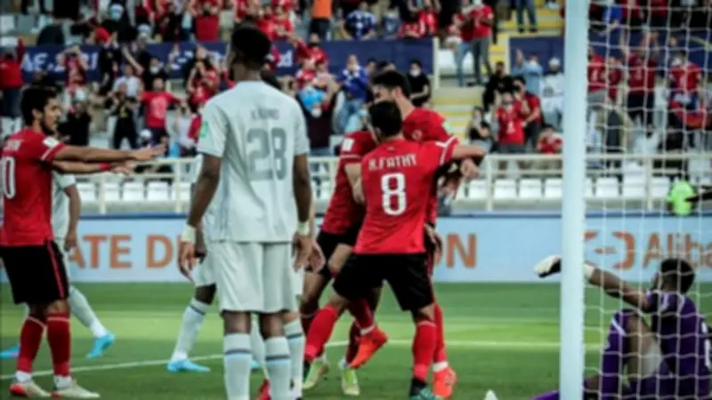 الأهلي يحتفل بذكرى فوزه التاريخي على الهلال السعودي في كأس العالم للأندية
