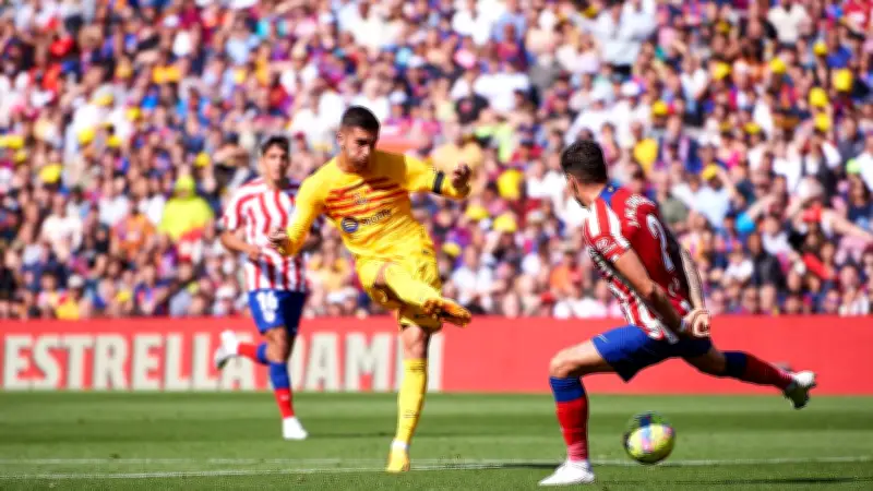 توريس يقود هجوم برشلونة في مواجهة أتلتيكو مدريد بنصف نهائي كأس الملك