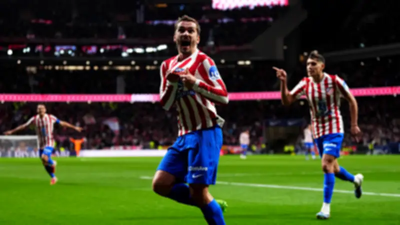 جريزمان يقود أتلتيكو مدريد لتدمير كبرياء برشلونة في كأس ملك إسبانيا