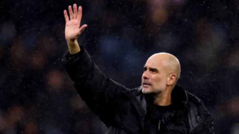 جوارديولا يهاجم خطاب كراهية المهاجرين بعد أزمة راتكليف: 'مشكلة كبيرة جداً'