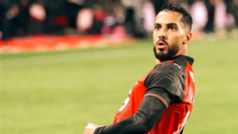 هدف التعمري يضع رين في المقدمة أمام باريس سان جيرمان في الشوط الأول