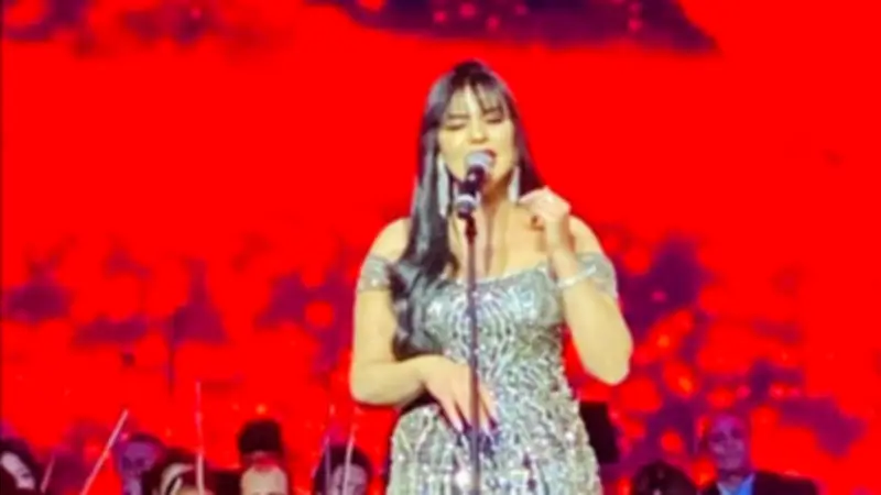 سوزان ممدوح تقدم ذكريات رومانسية في ليلة عيد حب ساحرة بمسرح النافورة المغطى بالأوبرا