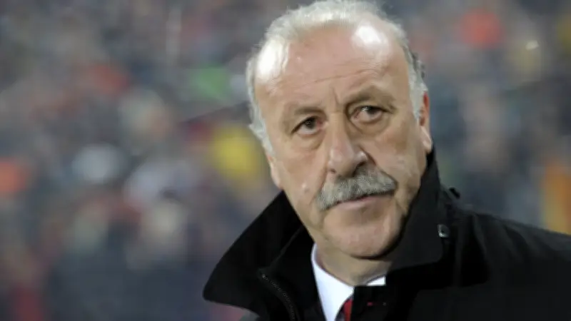 ديل بوسكي يكشف: راؤول جونزاليس هو مرشحي المفضل لتدريب ريال مدريد