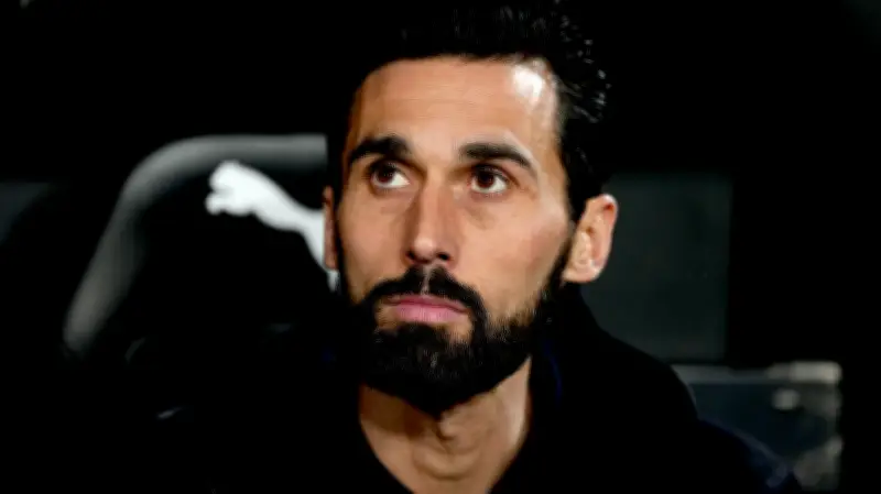 أربيلوا يكشف عن الأريكة الرمادية في ريال مدريد: مساحة للحوار مع اللاعبين الغاضبين