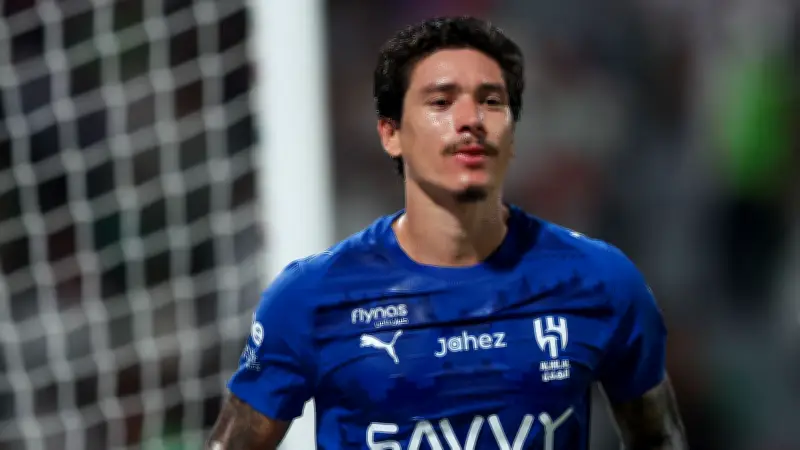 داروين نونيز يؤكد رغبته في البقاء مع الهلال رغم الإحباط ويستبعد الرحيل