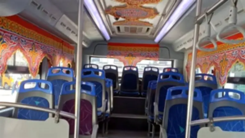 الإسكندرية تزيّن أتوبيساتها استعدادًا لرمضان وتعلن خطة تشغيل موسعة