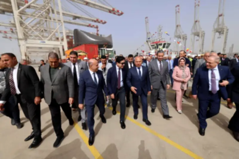 انطلاق التشغيل التجريبي لمحطة الحاويات في دمياط باستقبال السفينة إيسن إكسبريس