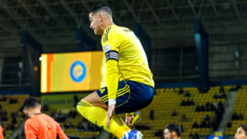 عودة رونالدو بقوة.. النصر يستعد لمواجهة الفتح في دوري روشن السعودي