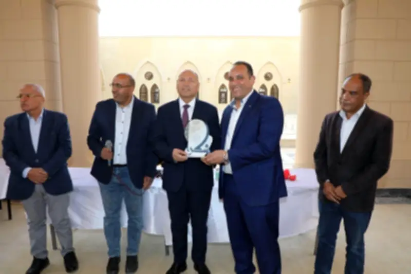 محافظ القاهرة يعلن الانتهاء من ترميم التركيبات الخاصة بمتحف مقابر الخالدين