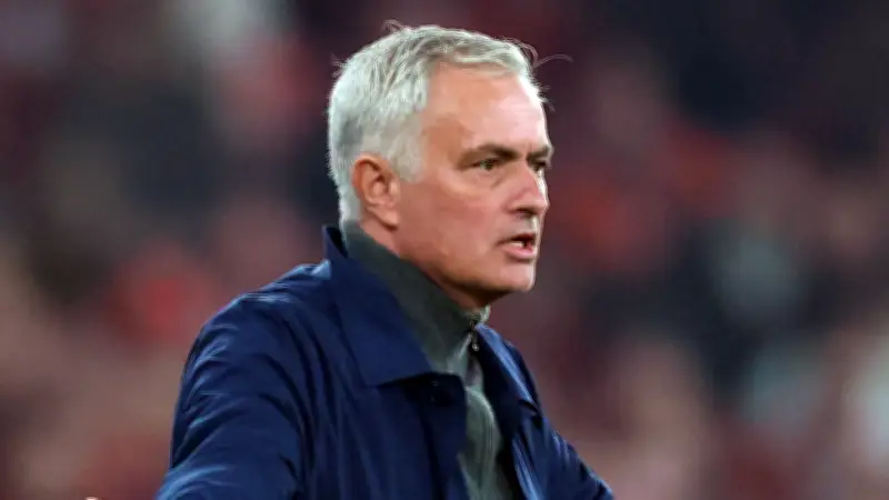 مورينيو يتلقى العلاج في المستشفى قبل مواجهة ريال مدريد في دوري الأبطال