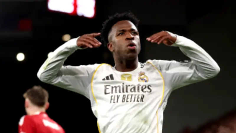 ريال مدريد يتفوق على ريال سوسييداد بثلاثية في الدوري الإسباني وفينيسيوس جونيور يستعيد مكانته