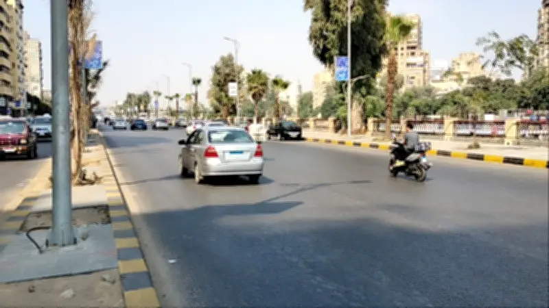 إدارة المرور تعلن تنظيم الحركة المرورية في المحافظات مع بداية الذروة الصباحية