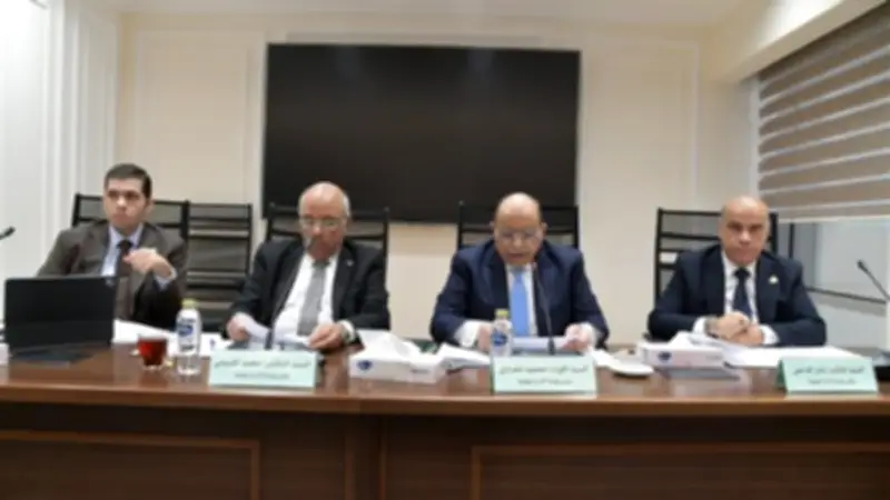 لجنة الإدارة المحلية بالنواب تناقش أزمة انبعاثات مدفن العبور وتطالب بتمويل عاجل