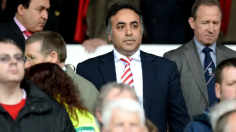 رجل الأعمال الكويتي فواز الحساوي يتعرض للطعن في منزله بلندن على يد لصوص