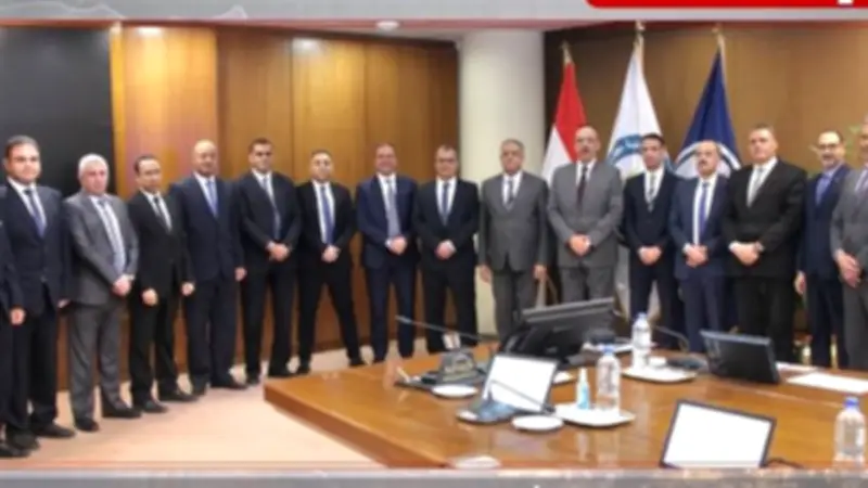 هيئة البترول وفالكو إنرجي تتفقان على زيادة الاستثمارات في قطاع الطاقة المصري