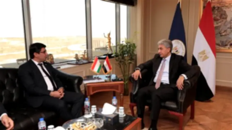 وزير السياحة يستقبل سفير طاجيكستان لبحث تعزيز التعاون في السياحة والآثار