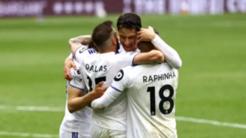 ليدز يونايتد يتأهل لثمن نهائي كأس الاتحاد الإنجليزي بعد فوز درامي على بيرمنغهام سيتي