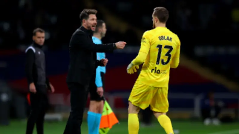 أوبلاك يوجه انتقادات قاسية لفريقه بعد الهزيمة المدوية أمام رايو فاليكانو