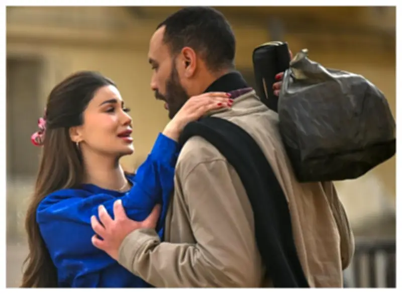 تفاصيل شخصية هدى الإتربي في منعها من السفر: قضية تثير الجدل في مصر