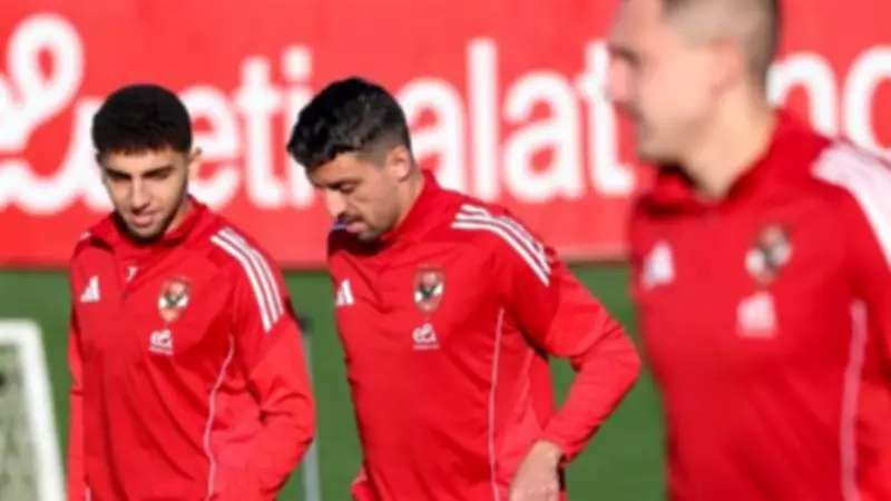 لاعب الأهلي طاهر محمد: نحترم جميع الفرق ونسير بخطوات ثابتة نحو الفوز باللقب