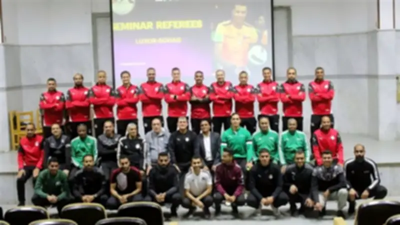 أوسكار رويز يقود معسكر تطوير حكام الصعيد في استاد سوهاج لرفع الكفاءة البدنية والفنية