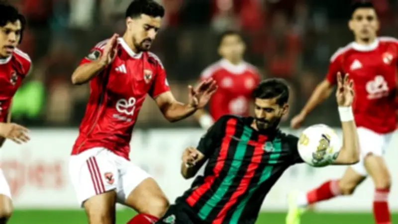 خبير لوائح يكشف تفاصيل عقوبات الأهلي بعد أحداث شغب جماهيري في مباراة الجيش الملكي